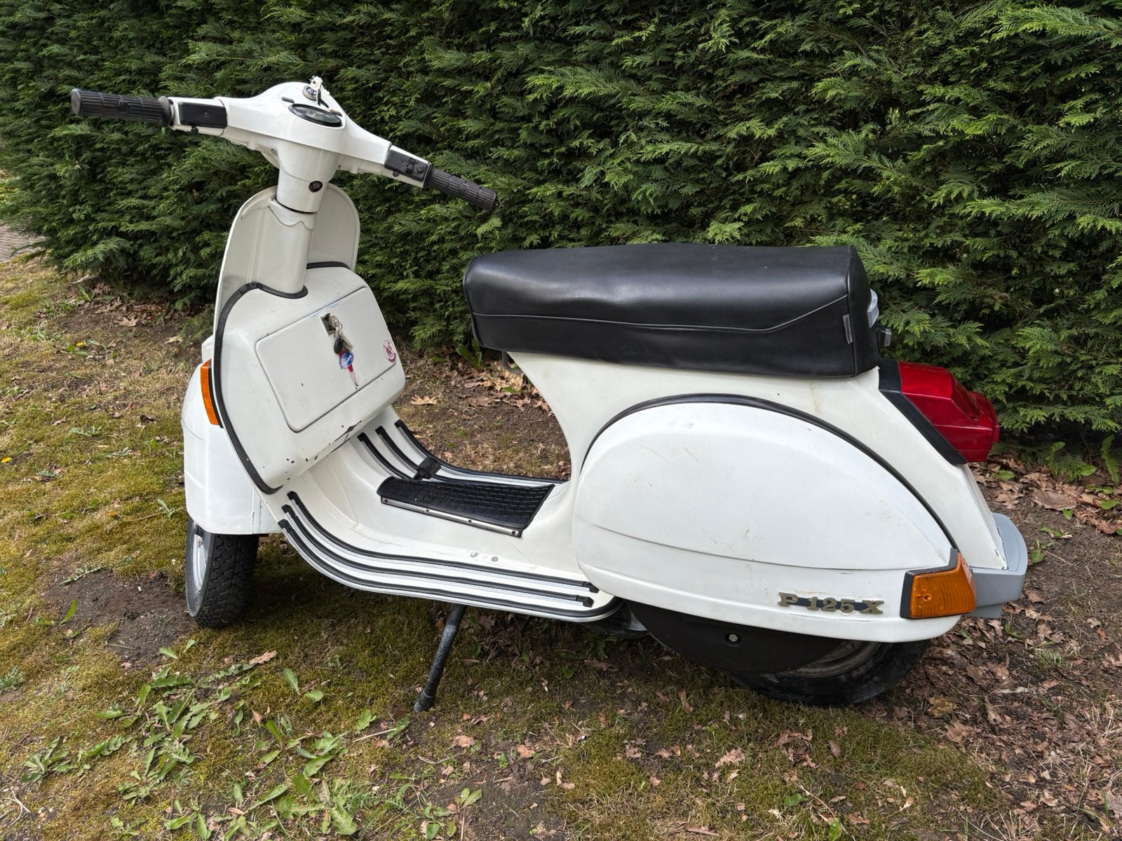 Oldtimer Vespa P125X uit 1982, 2-takt & 4 vitesse, Particulier, Scooter