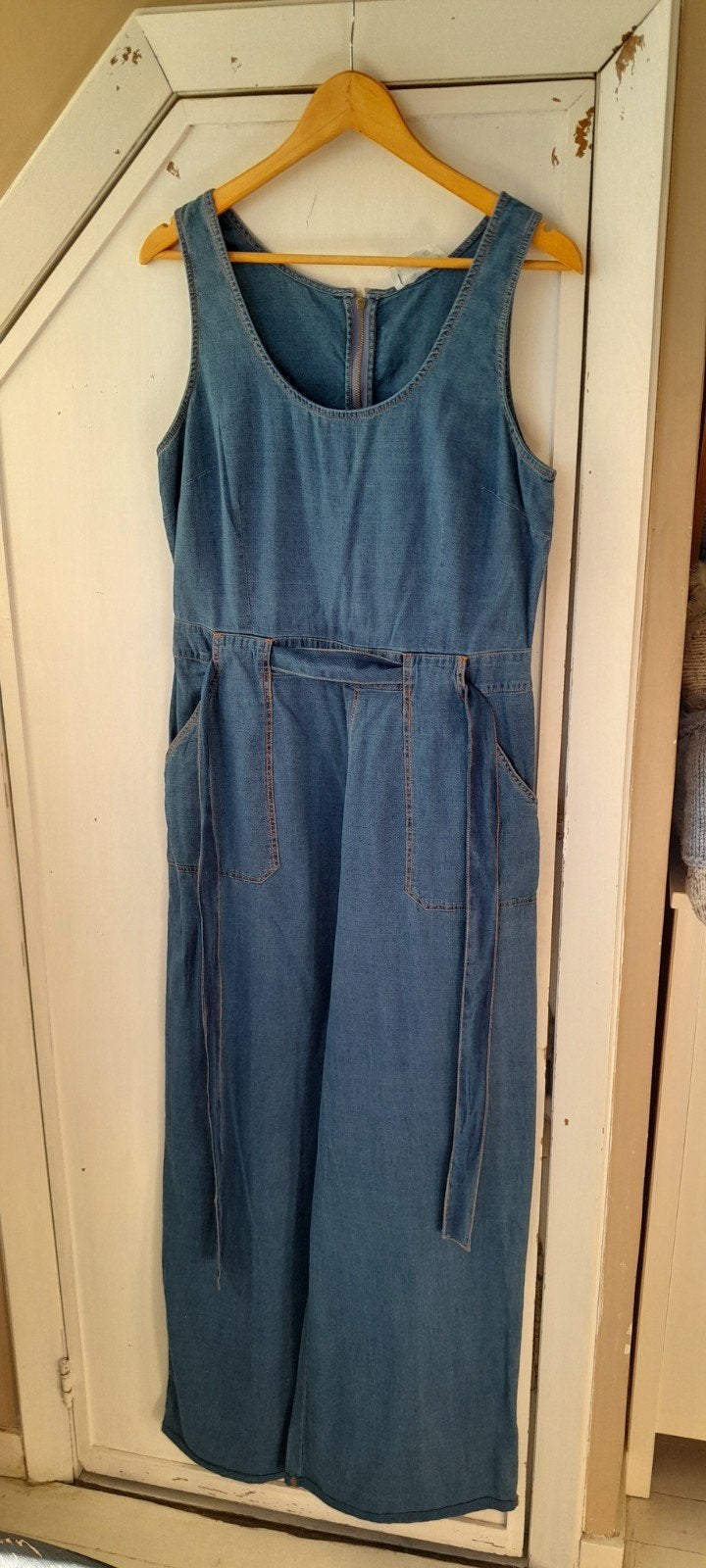 Prachtige jeans salopet medium Cortefiel, Vêtements | Femmes, Combinaisons, Taille 38/40 (M), Cortefiel, Enlèvement ou Envoi, Comme neuf