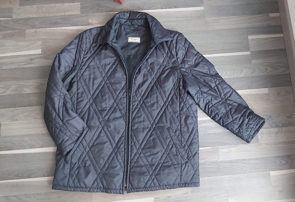 2 x tussenseizoen jasje mt 42/44, nieuw of Laura Lebek, Kleding | Dames, Jassen | Zomer, Zo goed als nieuw, Maat 42/44 (L), Zwart