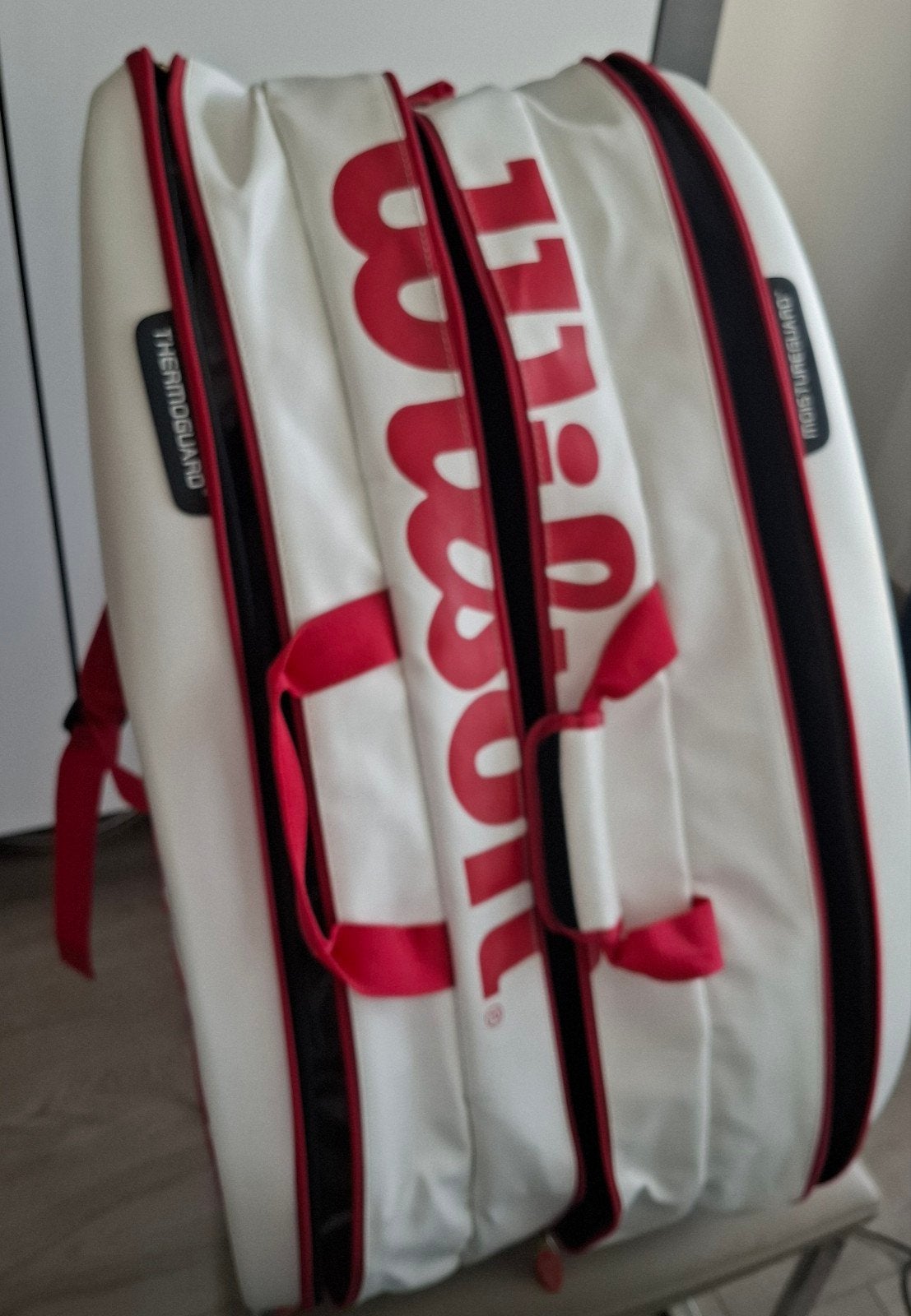 sac tennis wilson, Enlèvement