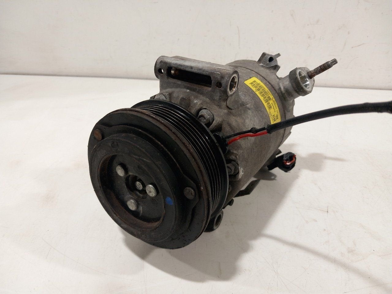 Airco pomp Ford C-Max, Onderdelen@venauto.nl, Van der Ven Autorecycling B.V., Gebruikt, Ettenseweg 76, 4706 PB Roosendaal, The Netherlands