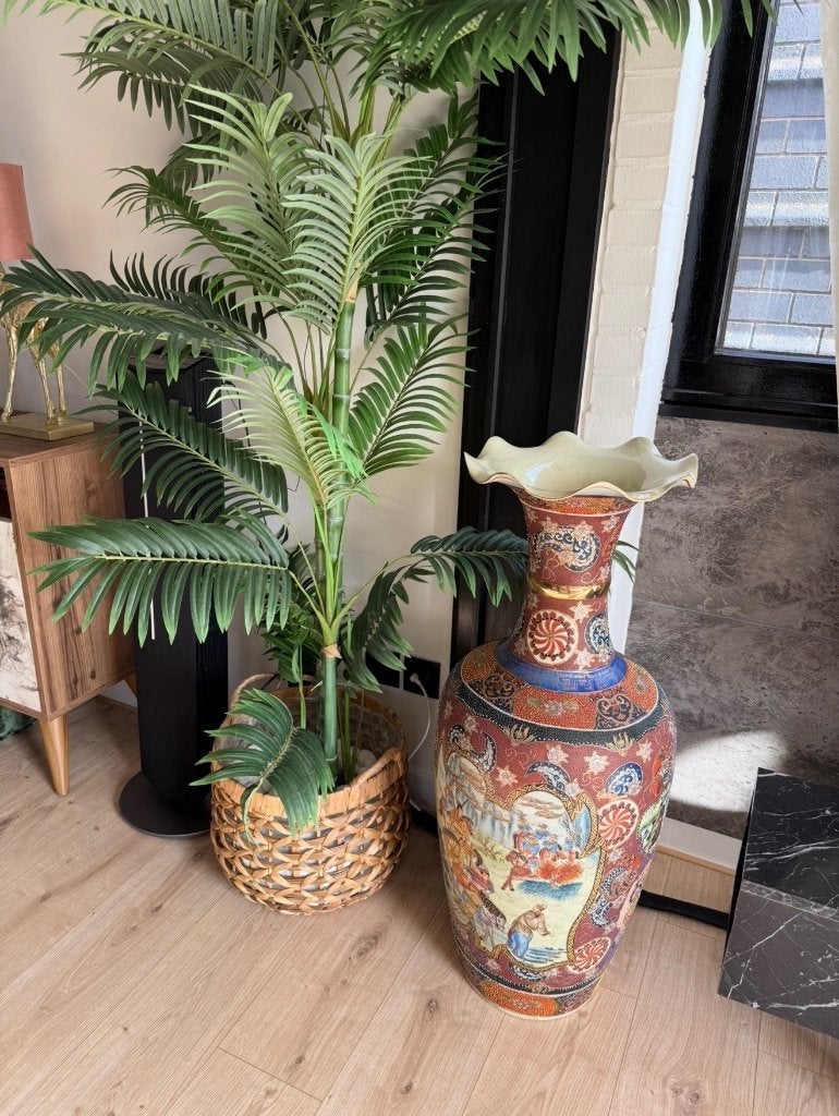 Grand vase en porcelaine, Enlèvement