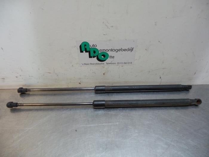 Kit amortisseur gaz hayon d'un Audi A3 (A3 03-), -, 3 mois de garantie, Audi, Utilisé