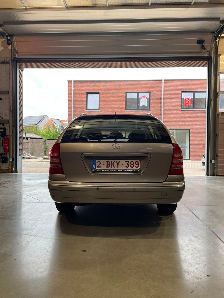 Mercedes C200 CDI Break (W203), Autos, 90 kW, Argent ou Gris, Achat, 1545 kg