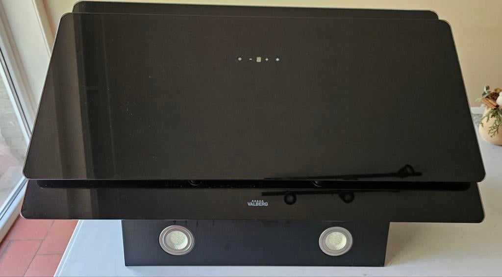 Hotte inclinée Valberg 90cm, Electroménager, Hottes, Enlèvement