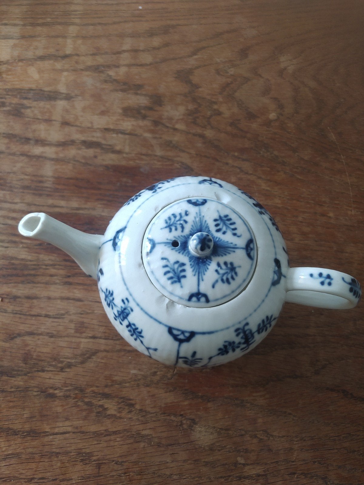 Meissen 18 sieckle anciene théiére en porcelain, Enlèvement ou Envoi