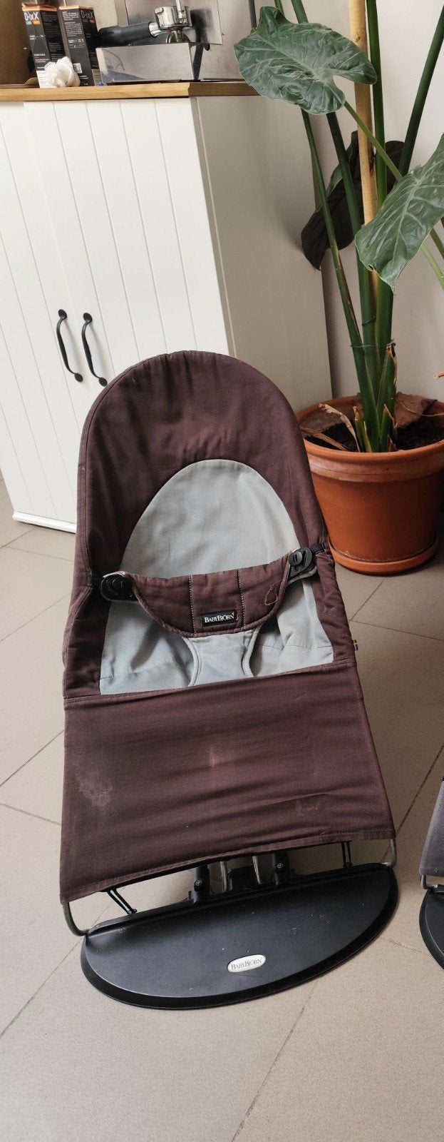 Wippertje van merk Babybjörn.

Wij hebben nog een w, Enlèvement
