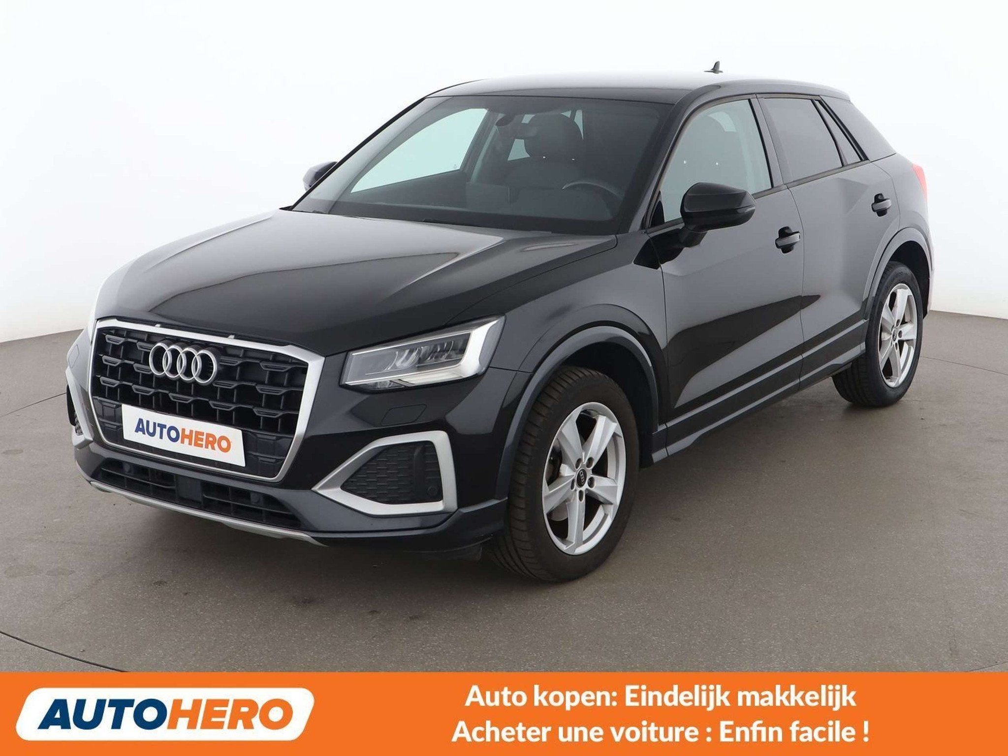 Audi Q2 30 TFSI advanced (année de construction 2020), Boîte manuelle, Noir, 5 portes, 5 places