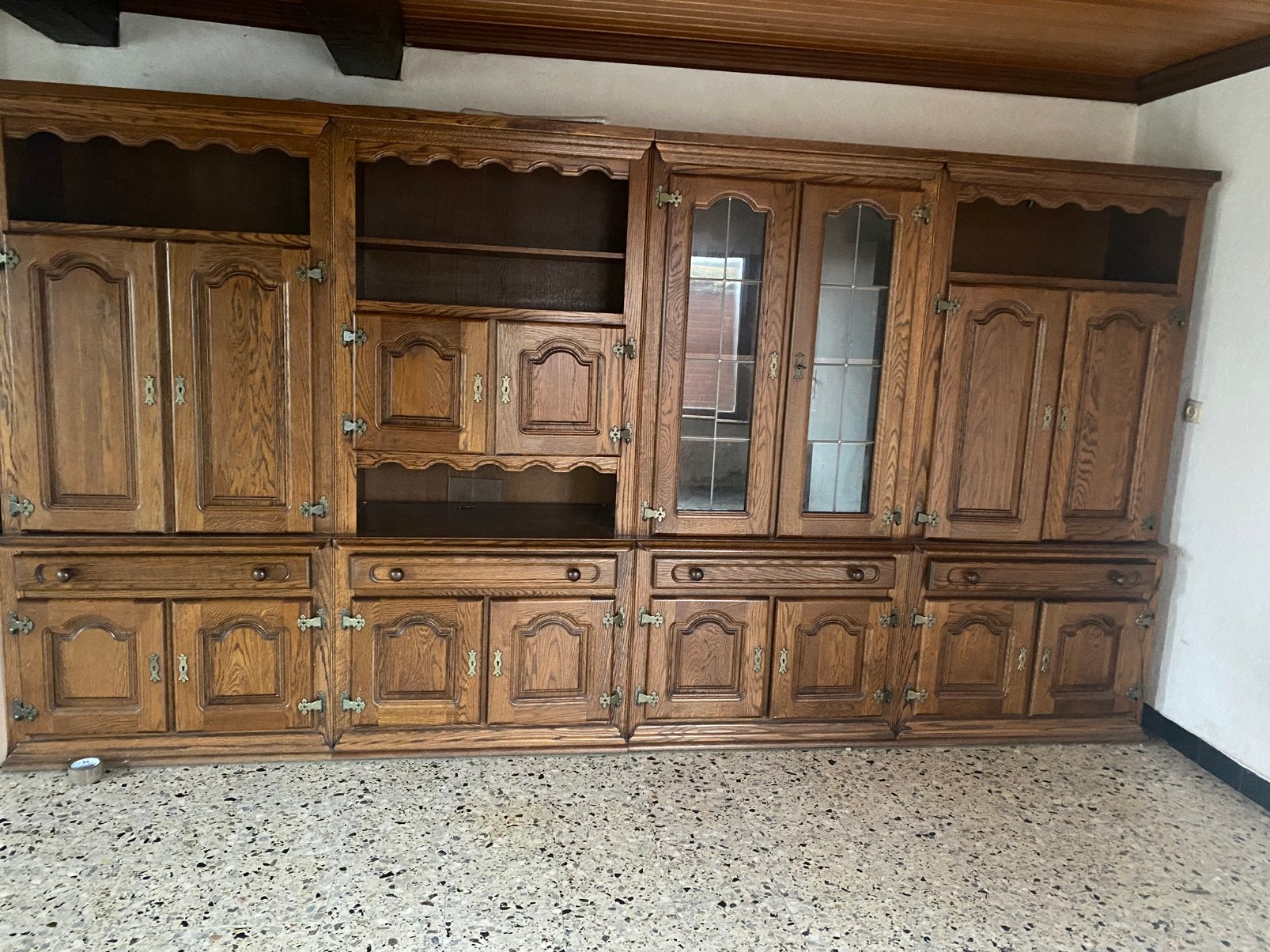 Eiken kast gratis!!, Ophalen, Gebruikt