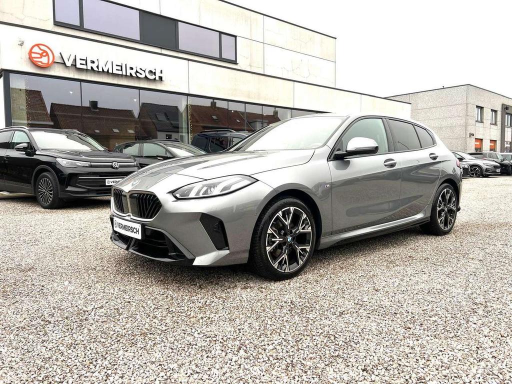 BMW 118 118d Aut. M Sport*M-PACK*APPLE CARPLAY*LED*CAMERA*, 0 kg, Argent ou Gris, Achat, Commande vocale