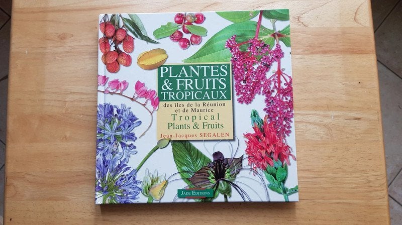 Livre – Plantes et fruits tropicaux des Îles de la Réunion, Ophalen, Zo goed als nieuw
