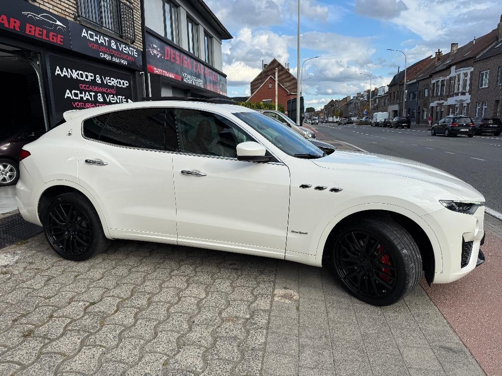 Maserati Levante *Gran Sport* Q4 3.0 V6 Bi-turbo 350, Autos, Maserati, Achat, Entreprise, Carnet d'entretien, Noir