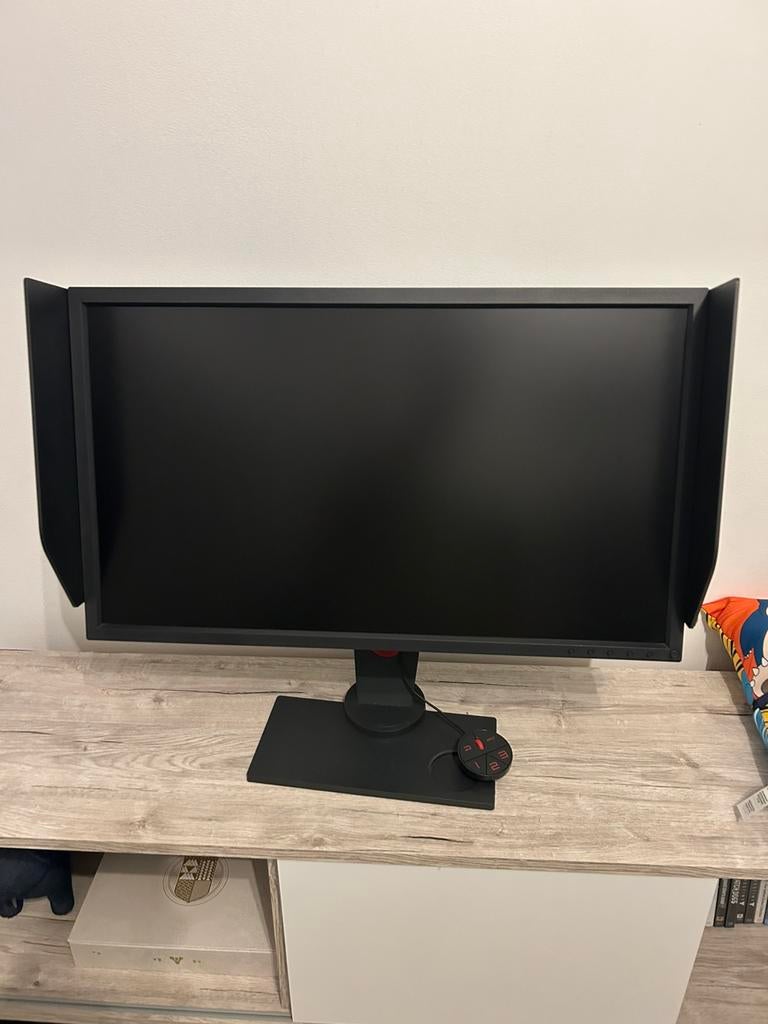 Game monitor, Ophalen, Zo goed als nieuw