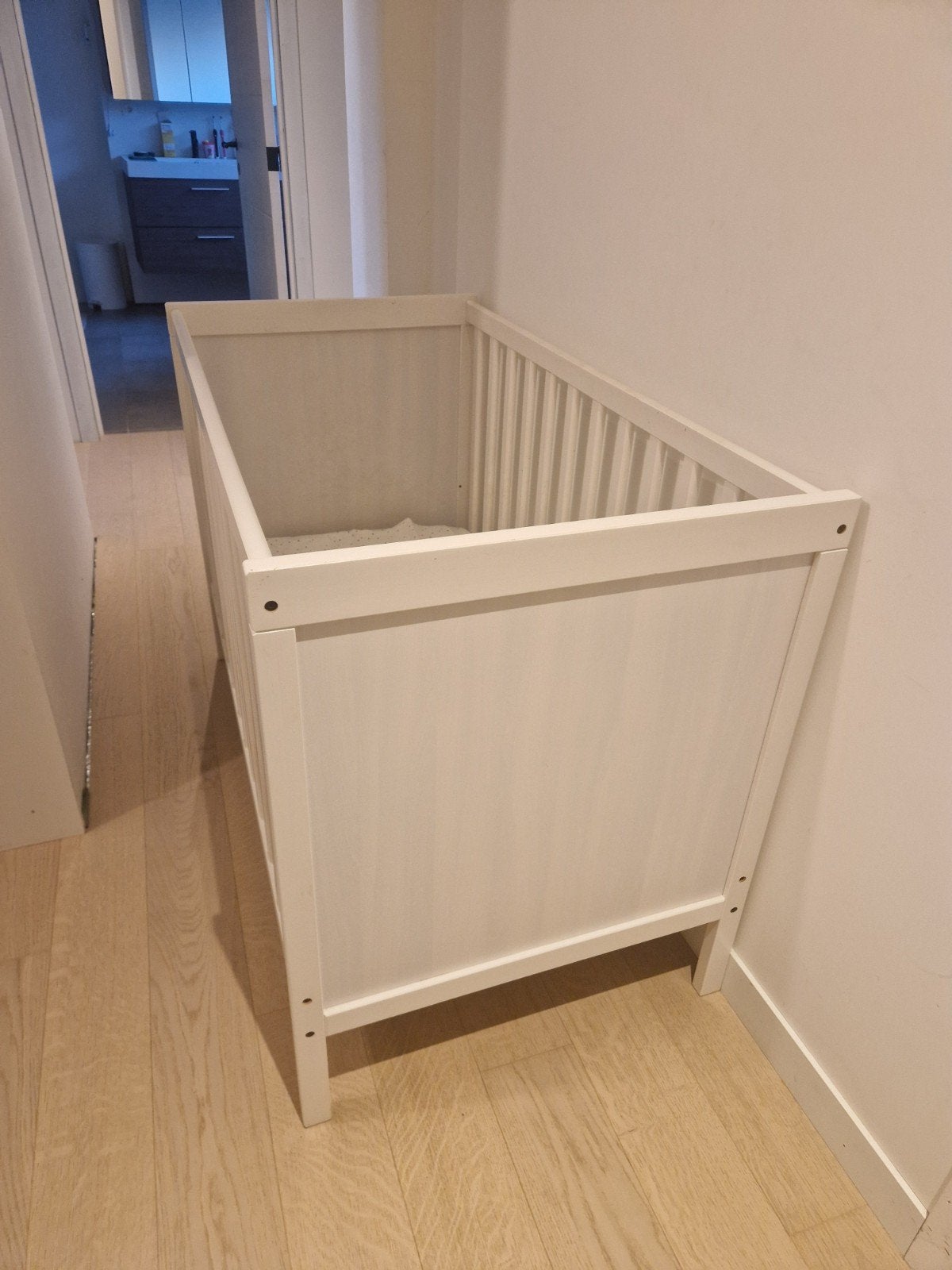 un lit baby avec tous les accessoires, Enfants & Bébés, Matelas, Moins de 70 cm, Comme neuf, Enlèvement