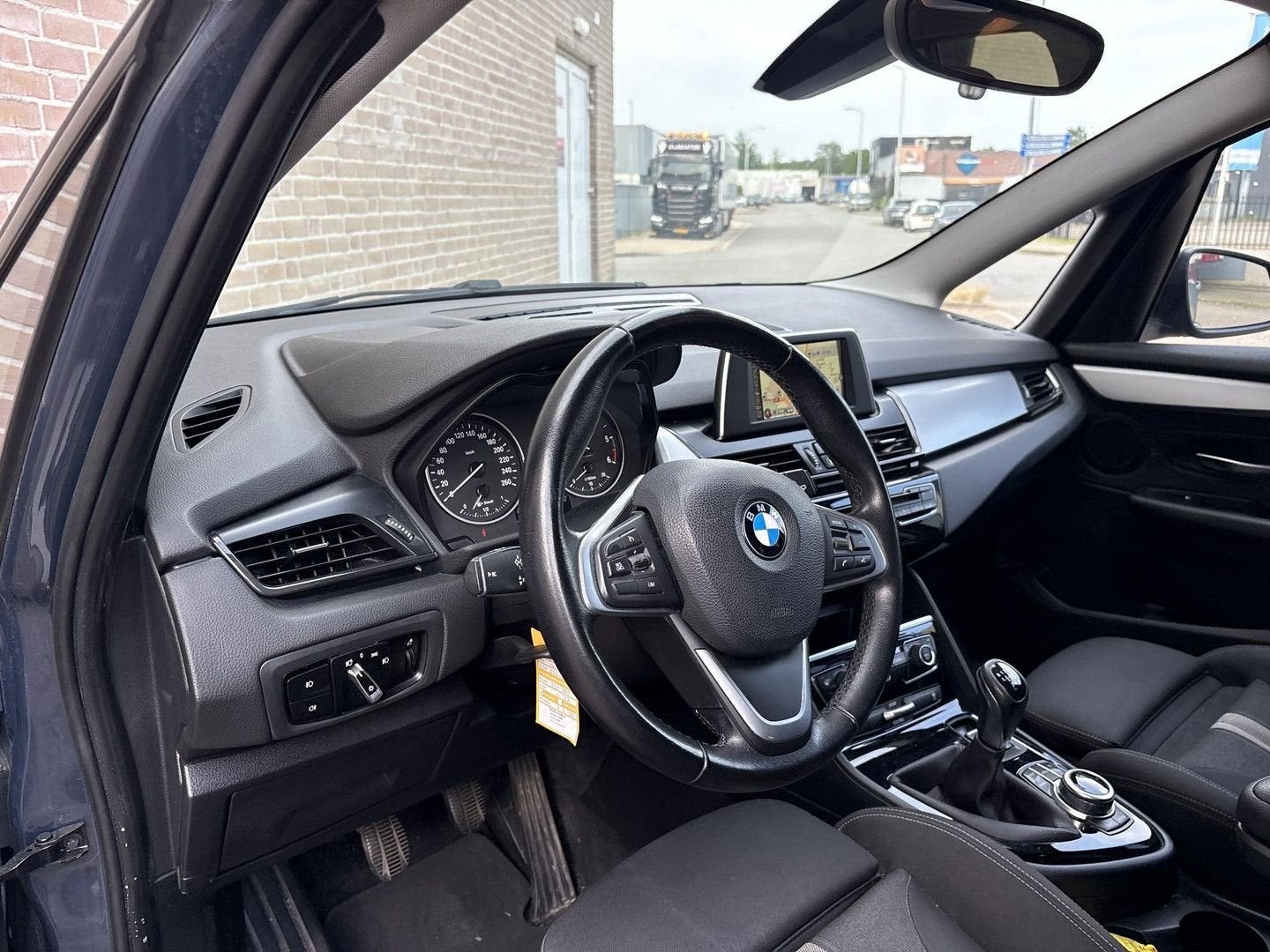 BMW 214 Gran Tourer 2-serie 214d Executive | APK 06-2027 | C, Autos, BMW, Argent ou Gris, Entreprise, Boîte manuelle, Diesel