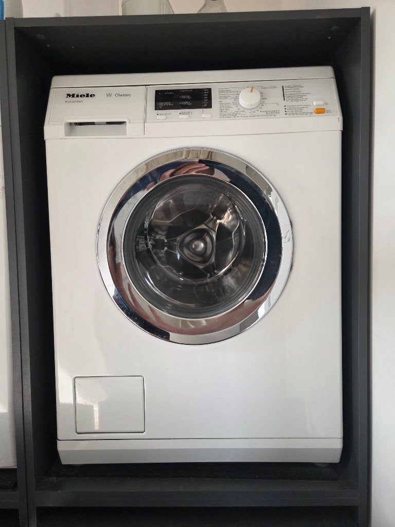 Machine à laver Miele (WDA210WPM) - 1400 tr/min, Electroménager, Lave-linge, Utilisé, Chargeur frontal, 6 à 8 kg, 85 à 90 cm, 1200 à 1600 tours