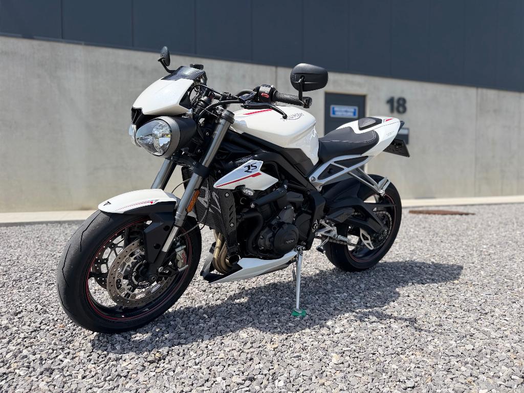 Triumph street triple 765 RS, Occasion, Motorrijbewijs A, 3 cilinders, 765 cc