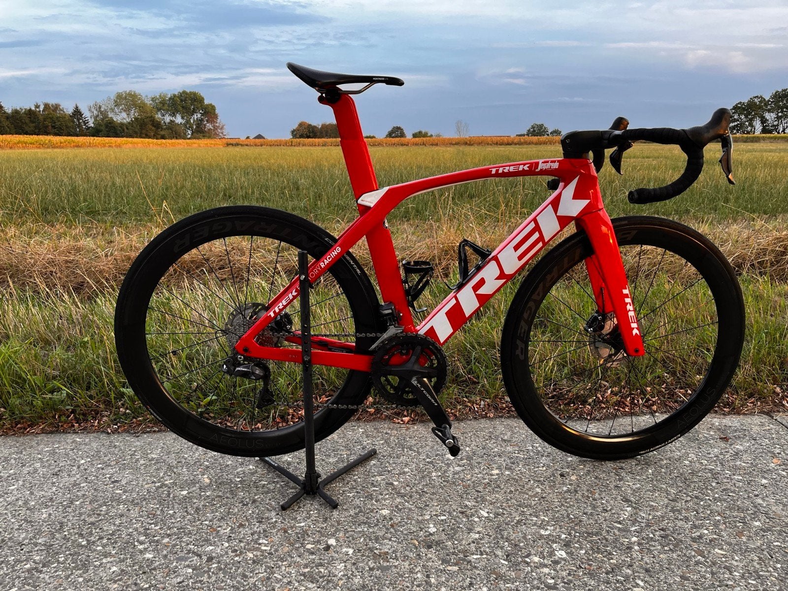 Trek Madone Gen 6 slr Project One, Ophalen