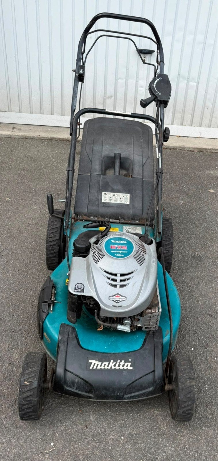 Tondeuse à gazon Makita ️, Tondeuses à gazon à essence, Bac de ramassage, Enlèvement, 50 cm ou plus