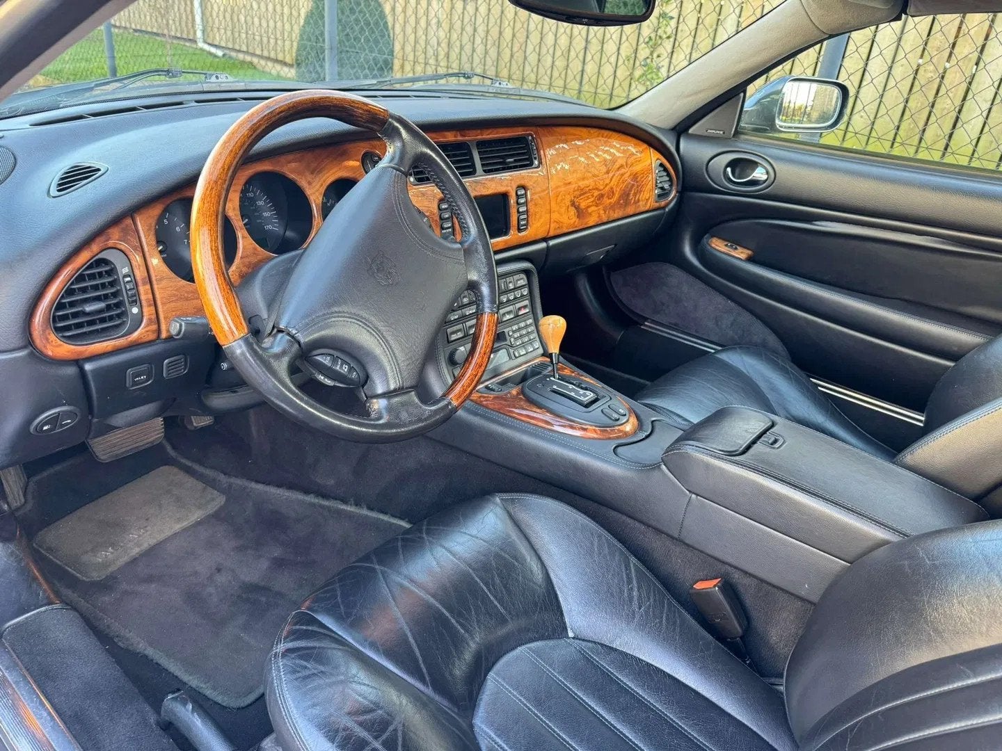 Jaguar XK XK8 4.0i V8 32v Convertible (Matching numbers), foto 10