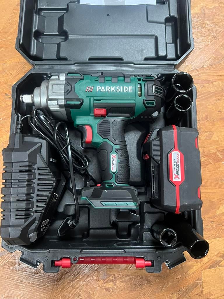 Bouloneuse 20v new 85€, Enlèvement, Comme neuf