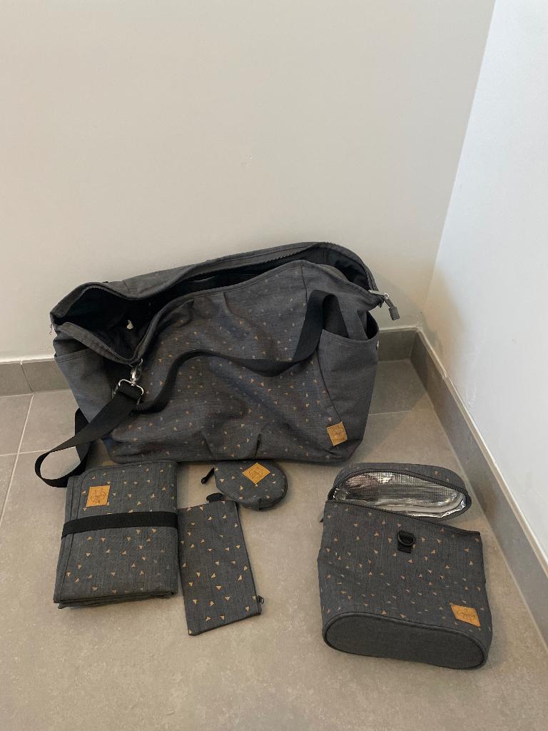 Luiertas lassig, Enlèvement, Utilisé, Sac d'épaule