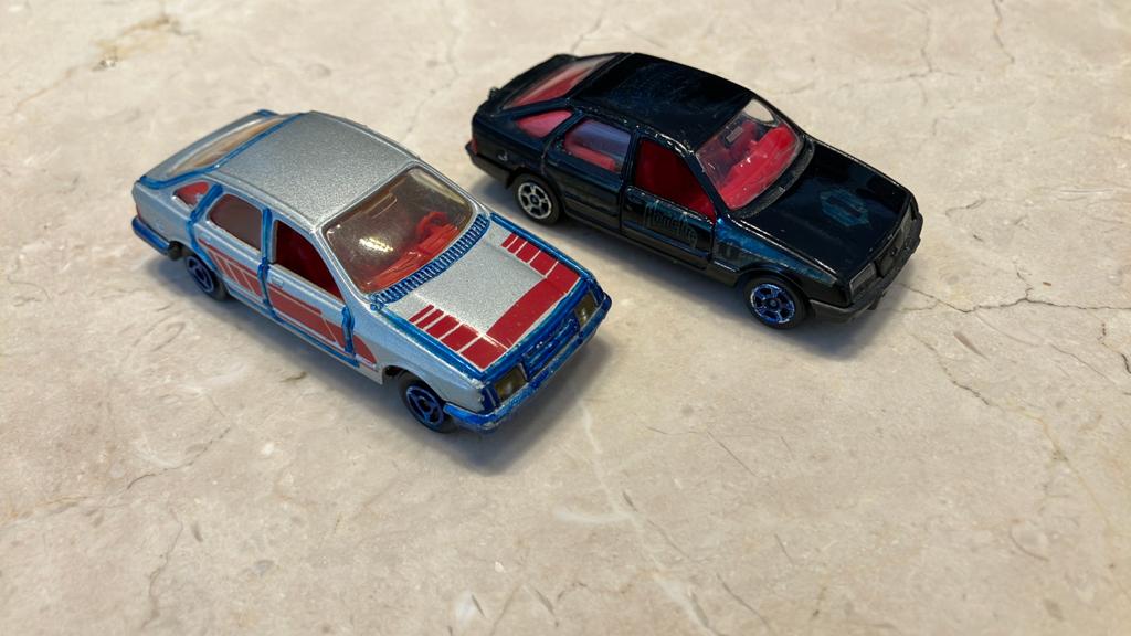 Fird sierra Corgi & Majorette, Hobby en Vrije tijd, Modelauto's | 1:50, Ophalen of Verzenden, Gebruikt, Auto, Corgi