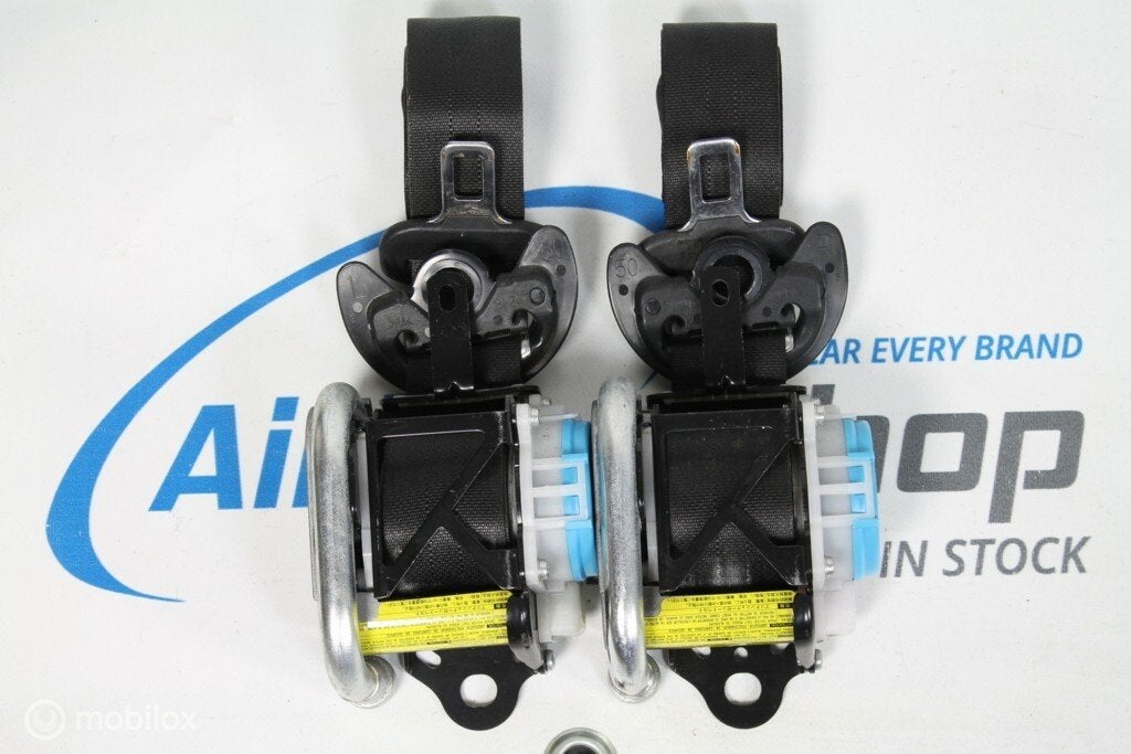 2 x ceintures Toyota Yaris (2009-....), Autos : Pièces & Accessoires, Habitacle & Garnissage