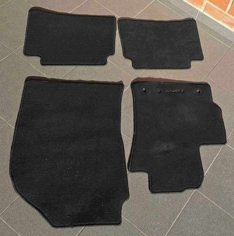 Tapis de voiture en velours | Corolla Touring Sports Hybrid, Enlèvement ou Envoi, Utilisé, Toyota