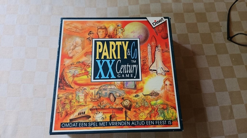 bordspel partyspel Party & Co Century kennisspel, Een of twee spelers, Ophalen of Verzenden, Zo goed als nieuw