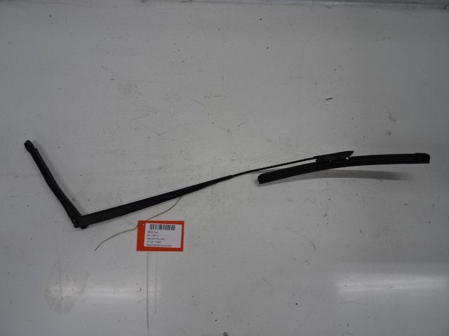 BRAS ESSUIE GLACE AVANT GAUCHE Renault Clio IV (5R), Renault, Mevr. I. Hauben, Utilisé, Rue de l'Espoir 34 34
4030  GRIVEGNÉE, BE