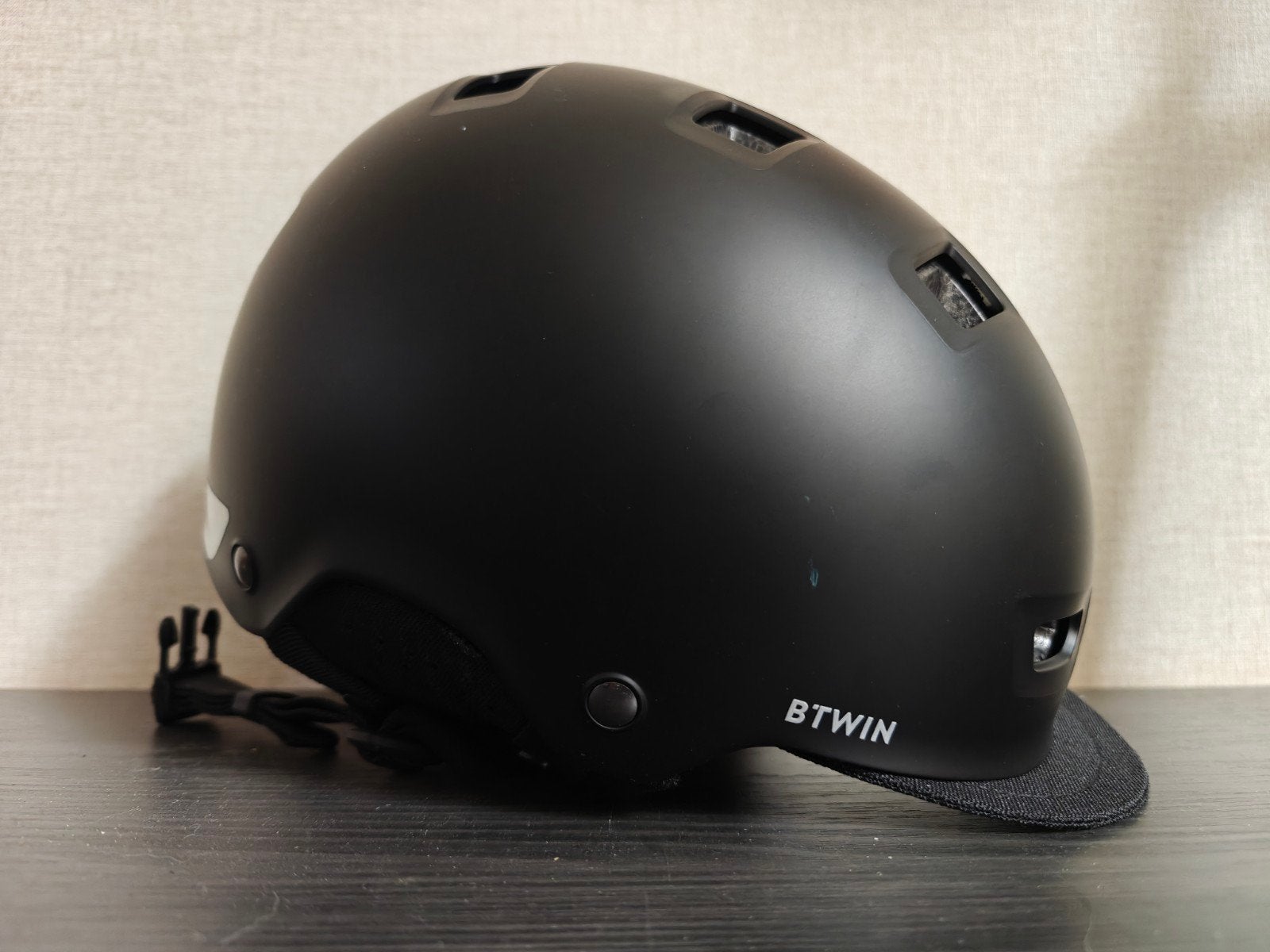 Fietshelm, Fietsen en Brommers, Fietsaccessoires | Fietshelmen, Ophalen, Zo goed als nieuw, Heer of Dame, Decathlon Btwin