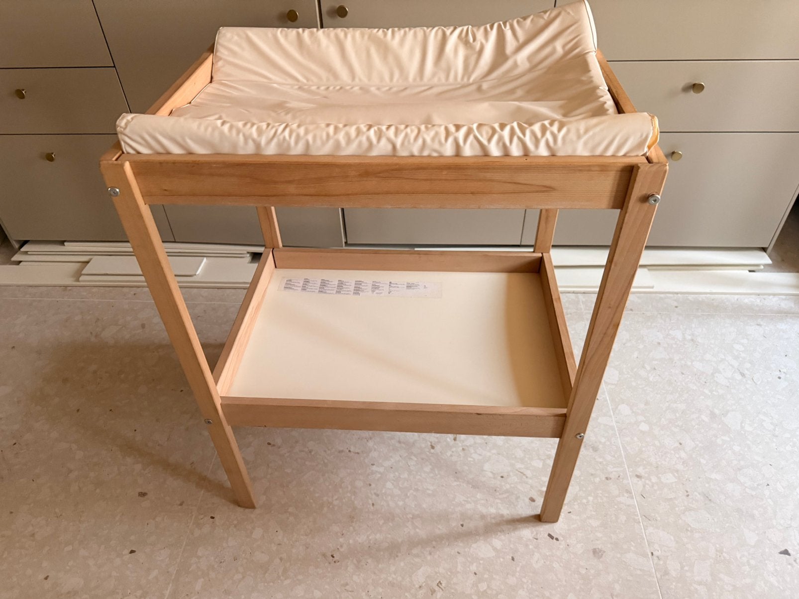 Verschoningstafel Ikea, Ophalen, Zo goed als nieuw