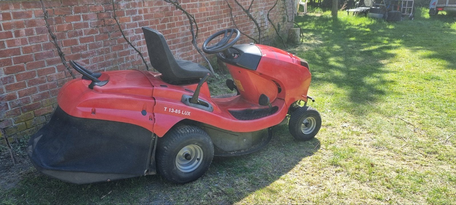 Tracteur de pelouse HVC Garden Machines en très bon état, Enlèvement ou Envoi