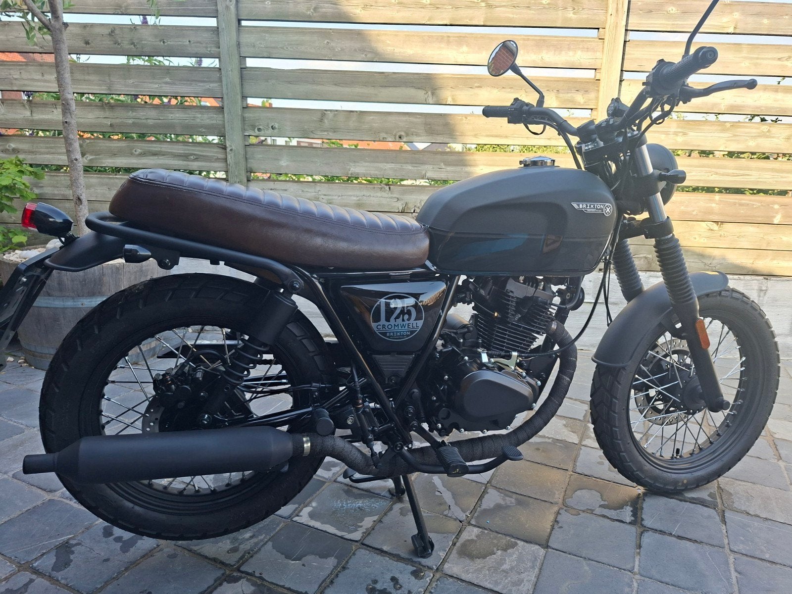 Brixton Cromwell 125 cc, Motoren, Particulier