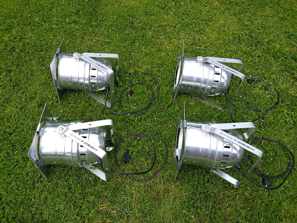 LED Spots PAR 64 American DJ set van 4 stuks, Musique & Instruments, Lumières & Lasers, Utilisé, Lumières, Commande sonore, Couleur