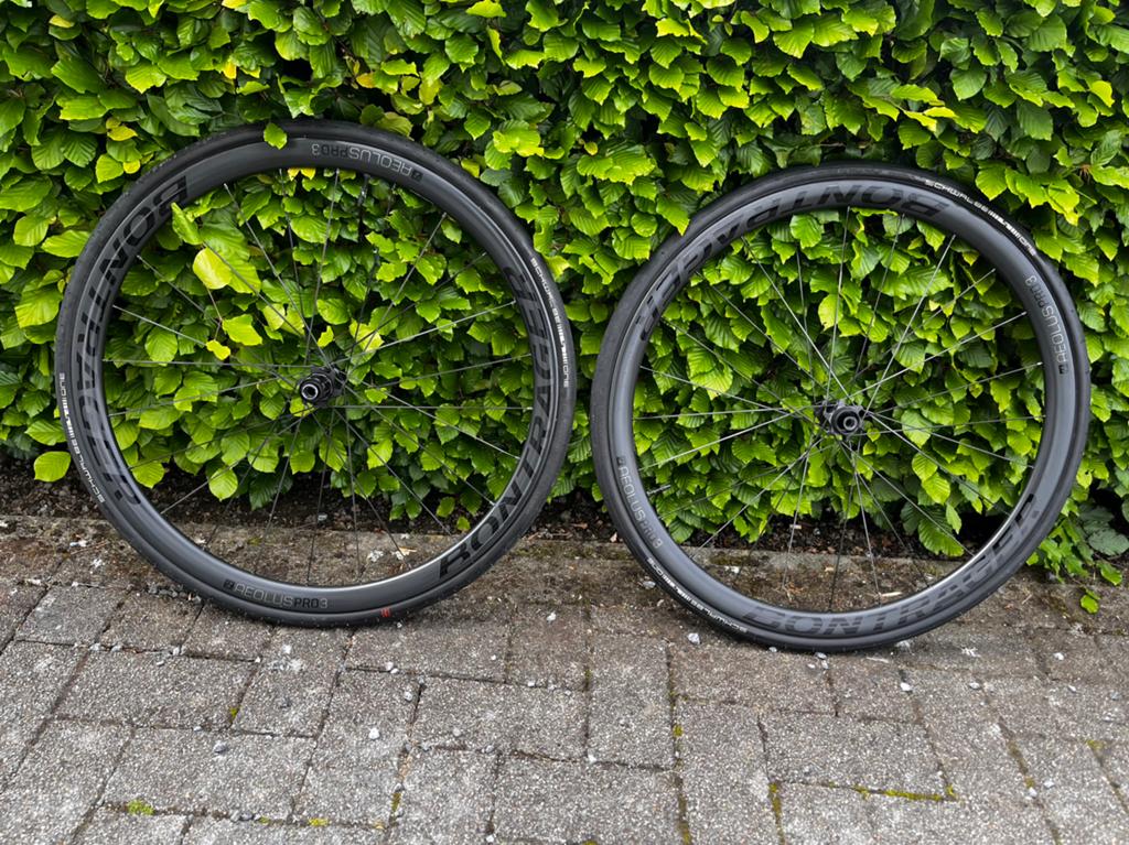 Bontrager Aeolus pro 3 TLR, Fietsen en Brommers, Fietsonderdelen, Zo goed als nieuw, Carbon, Ophalen