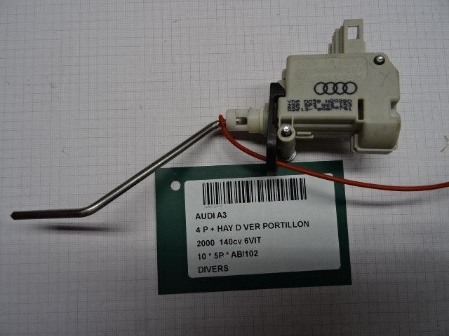 DIVERS DIVERS Audi A3 Sportback (8PA) (01-2004/03-2013), Autos : Pièces & Accessoires, Auto-Union-Straße  1,
85057  Ingolstadt, DE