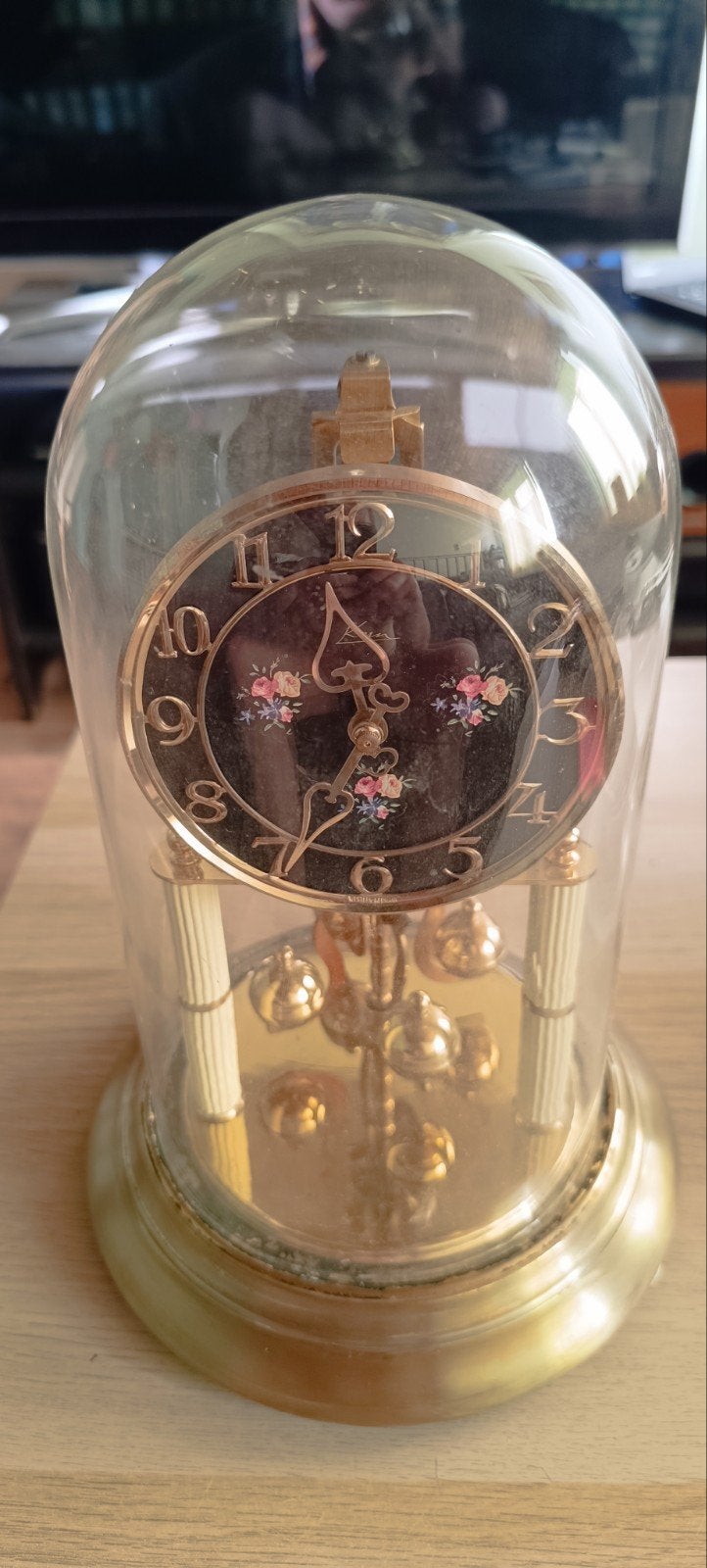 Horloge pendule, Enlèvement