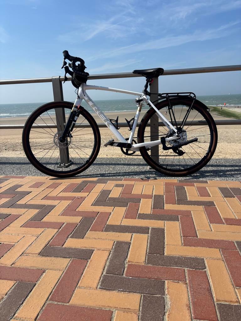 Trek Checkpoint ALR 5 eTAP Crystal White, Fietsen en Brommers, Ophalen, Zo goed als nieuw, Aluminium