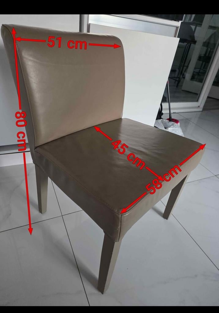 8 brede taupe stoelen te koop, Enlèvement