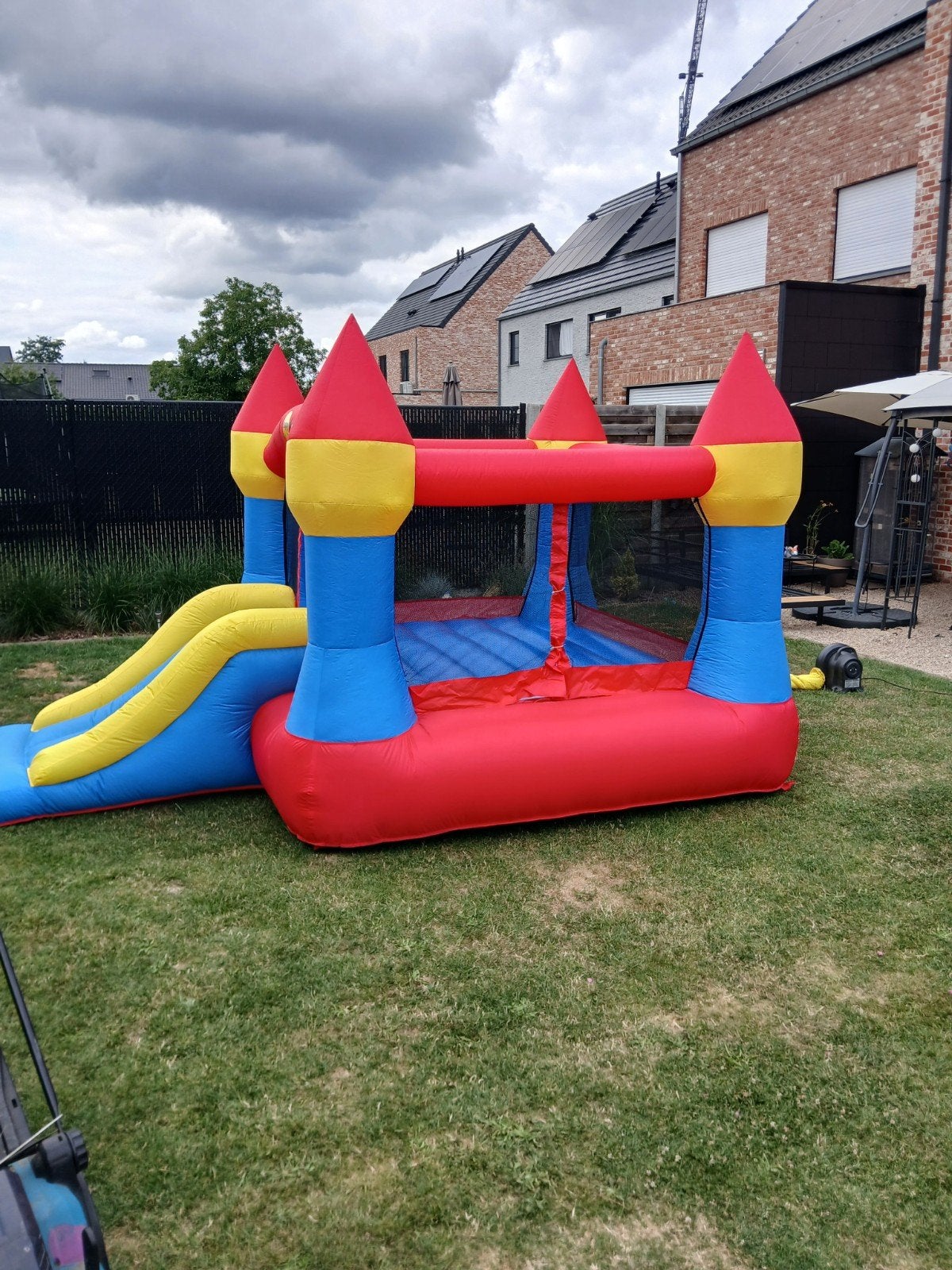 springkasteel te koop, Ophalen, Zo goed als nieuw