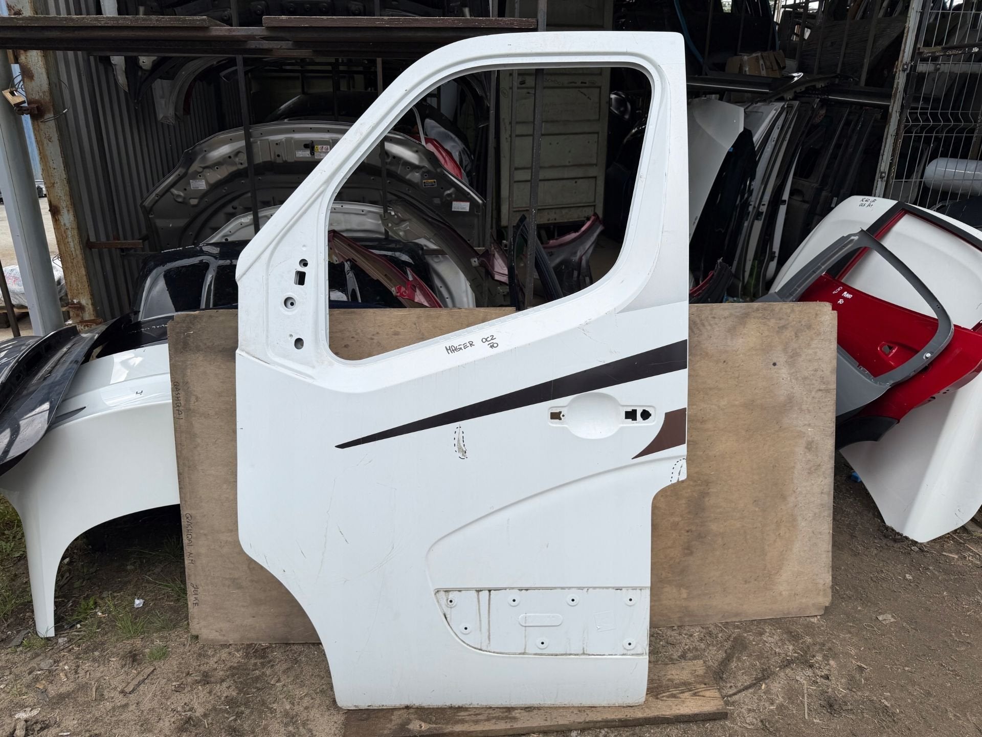 Renault Master III IV Portier Links, Renault Group, Gebruikt, Contact.group@renault.com, Links