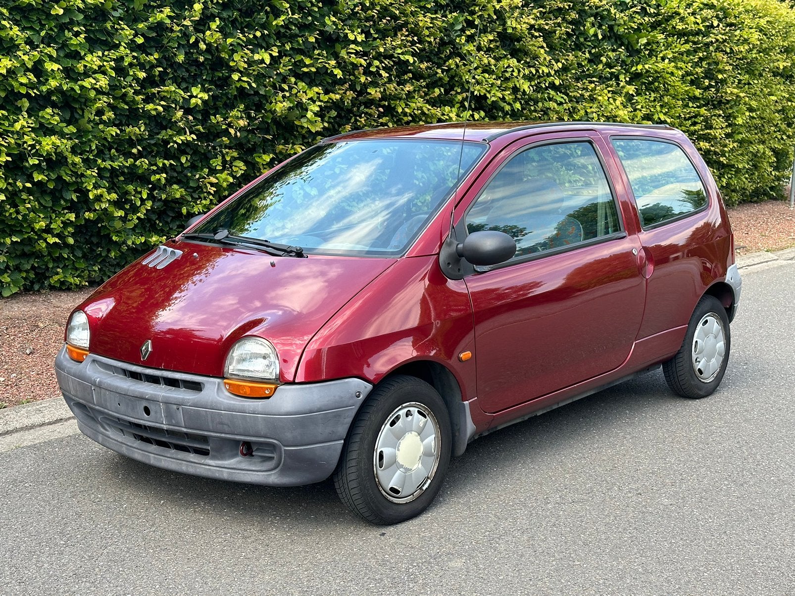 Renault Twingo 1 Phase 1 1200cc Essence Oldtimer 1994, Autos, Entreprise, Berline, Tissu, 4 cylindres