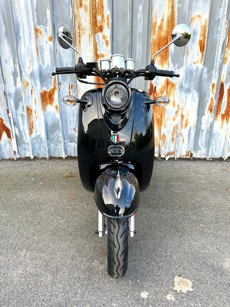 scherm beenkap china scooter, Fietsen en Brommers, Ophalen of Verzenden, Zo goed als nieuw, Kap, Overige merken
