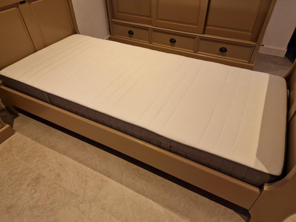 Matras voor 1 persoon, Huis en Inrichting, Ophalen
