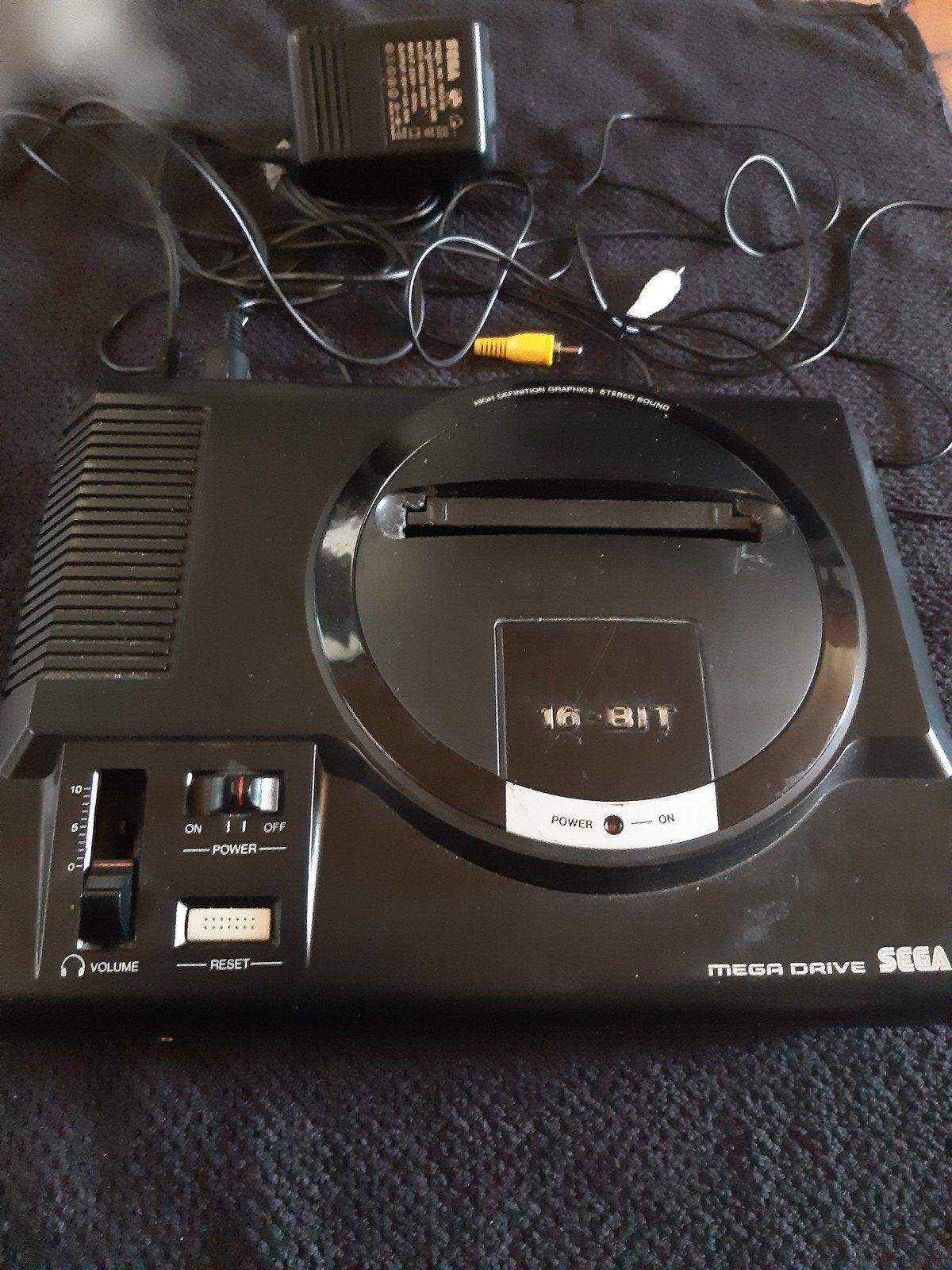 Console megadrive hs ,lire description, Games en Spelcomputers, Spelcomputers | Sega, Ophalen