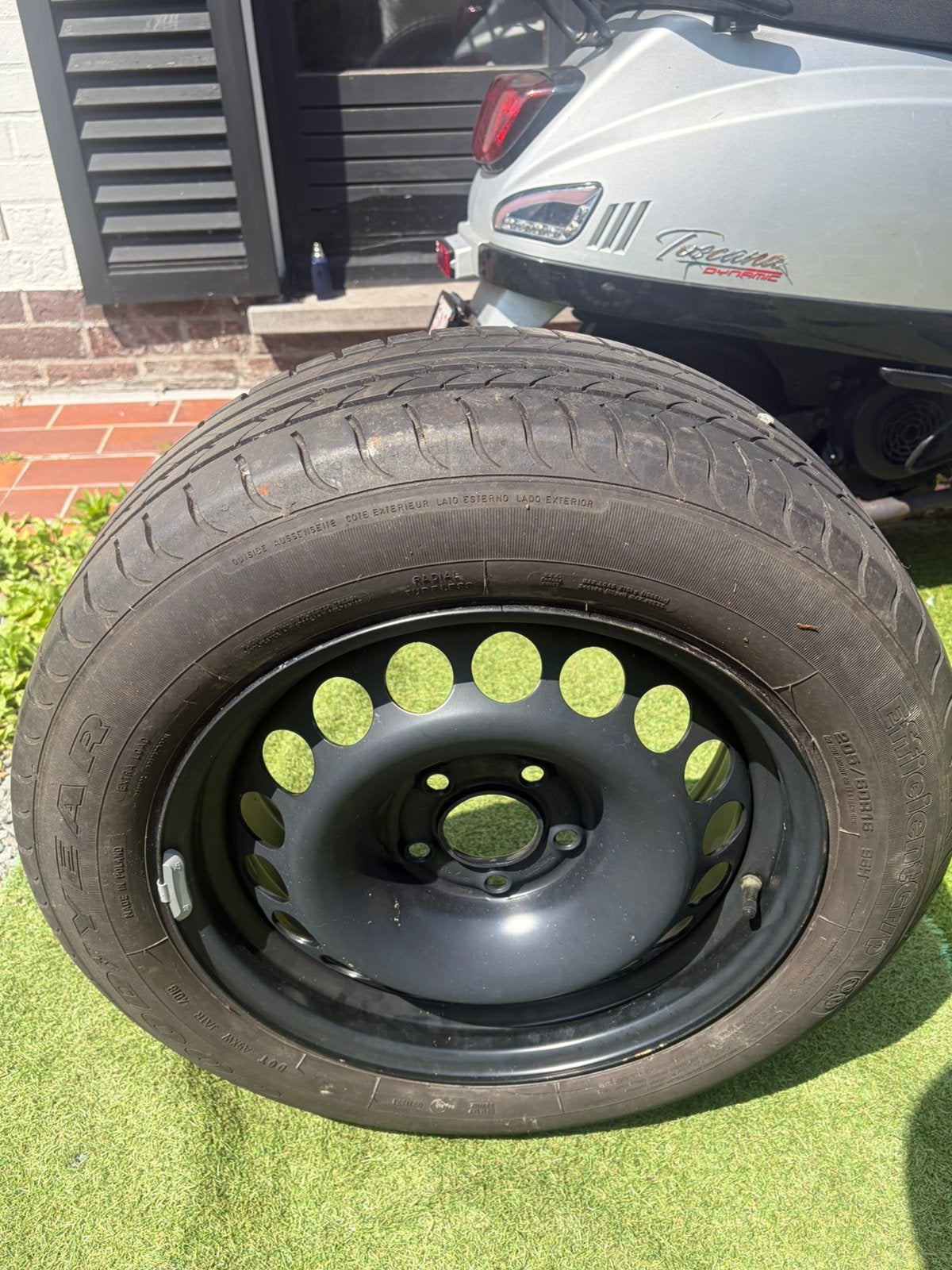 Reserve wiel 16 inch met band, Ophalen, Zo goed als nieuw