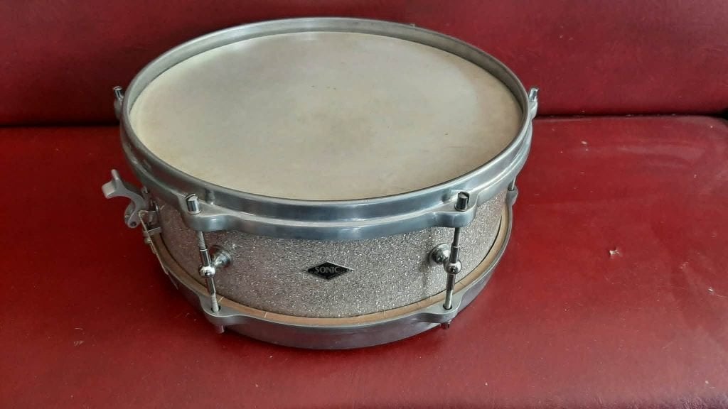 Caisse claire SONIC ( Capelle ) Jazz France 1947. Snare drum, Envoi, Utilisé, Autres marques