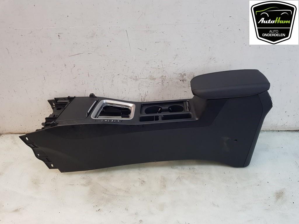 MIDDENCONSOLE Kia Ceed (CDB5 / CDBB) (01-2018/12-2020), Gebruikt, Kia